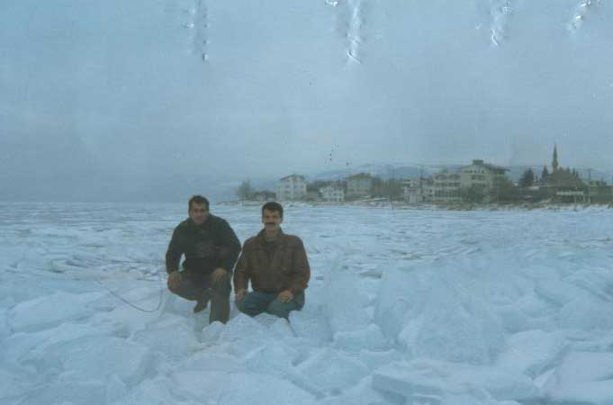 buzluegirdir4.jpg (19722 bytes)