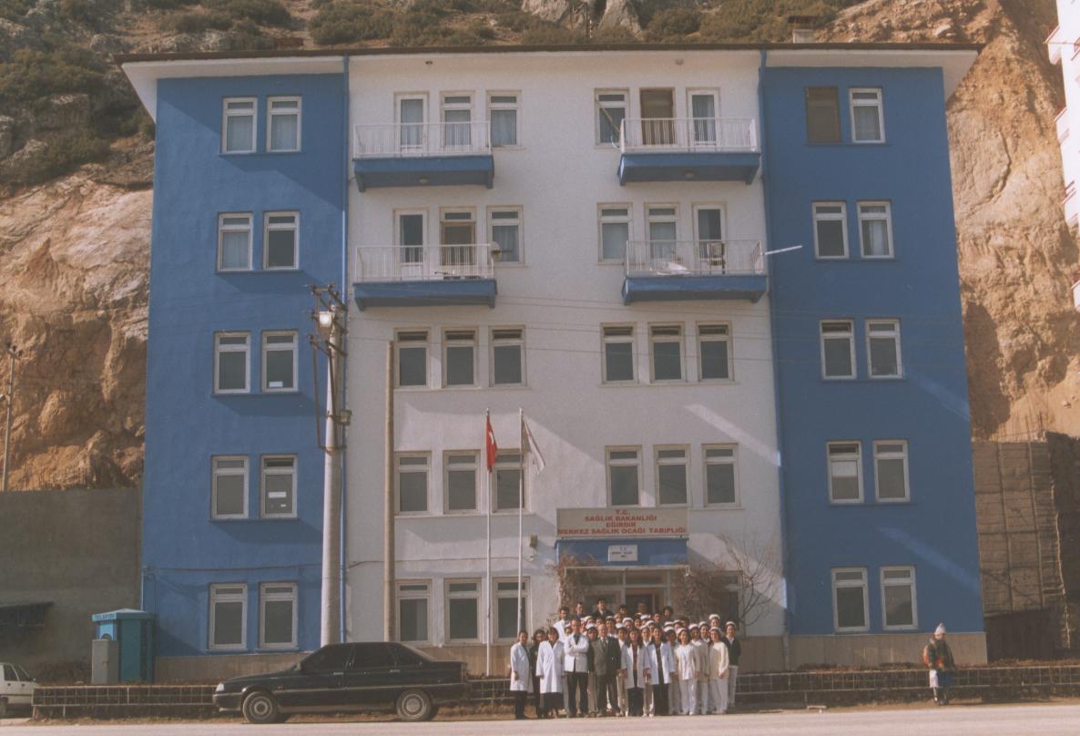 egirdirsaglikocagitopluresim1.jpg (110208 bytes)